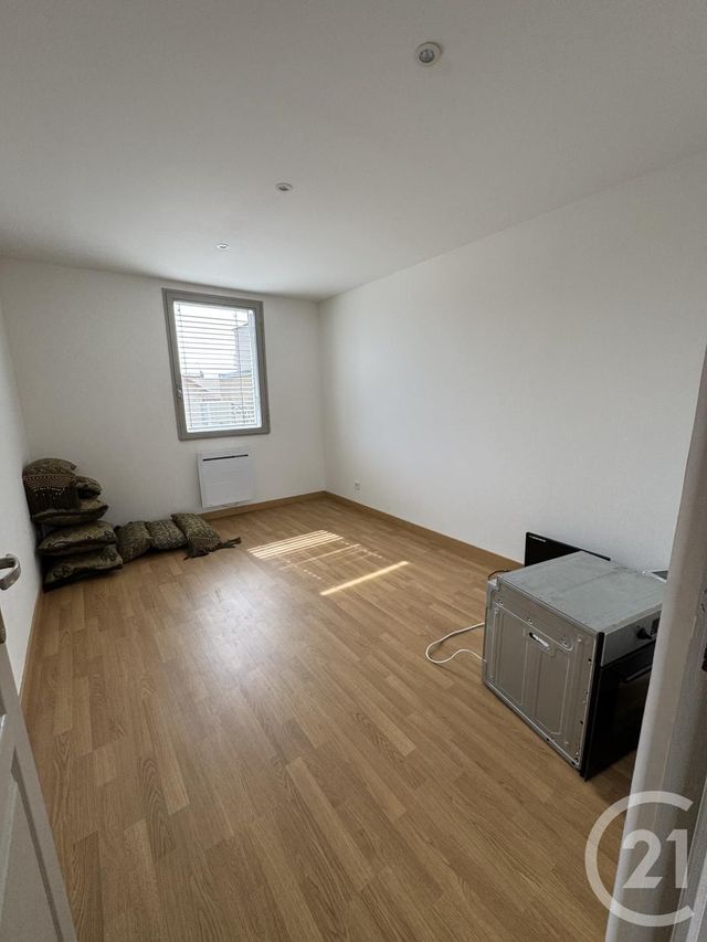 Appartement F2 &agrave; louer - 3 pi&egrave;ces - 57,67 m2 - Montlucon - 03 - AUVERGNE