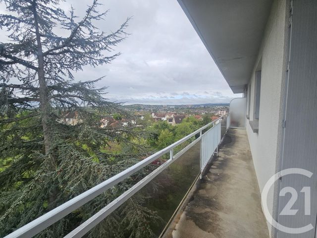Appartement &agrave; louer - 3 pi&egrave;ces - 61 m2 - Montlucon - 03 - AUVERGNE