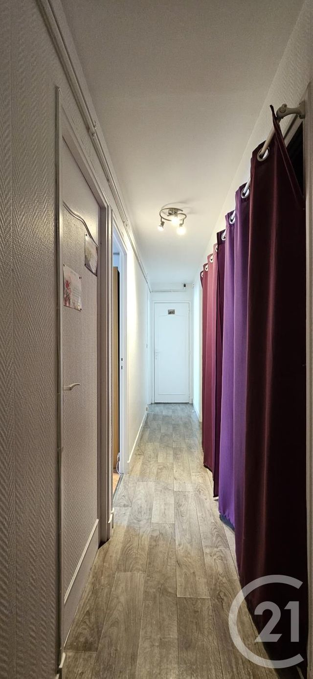 Appartement F4 &agrave; vendre - 4 pi&egrave;ces - 70 m2 - Montlucon - 03 - AUVERGNE