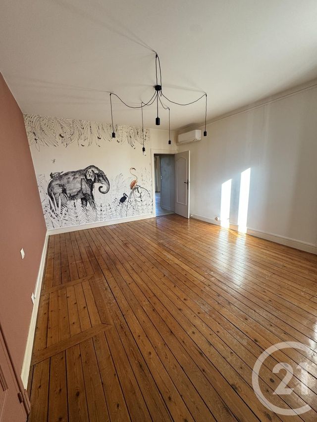 Appartement F3 &agrave; louer - 3 pi&egrave;ces - 92,82 m2 - Neris Les Bains - 03 - AUVERGNE