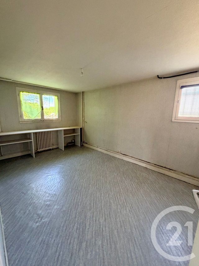 Maison &agrave; louer - 3 pi&egrave;ces - 91,91 m2 - Desertines - 03 - AUVERGNE