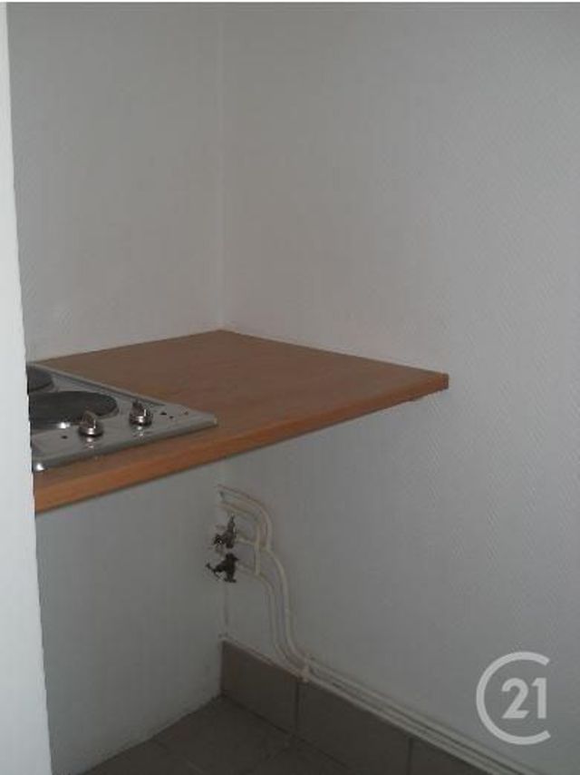 Appartement Studio &agrave; louer - 1 pi&egrave;ce - 19 m2 - Montlucon - 03 - AUVERGNE