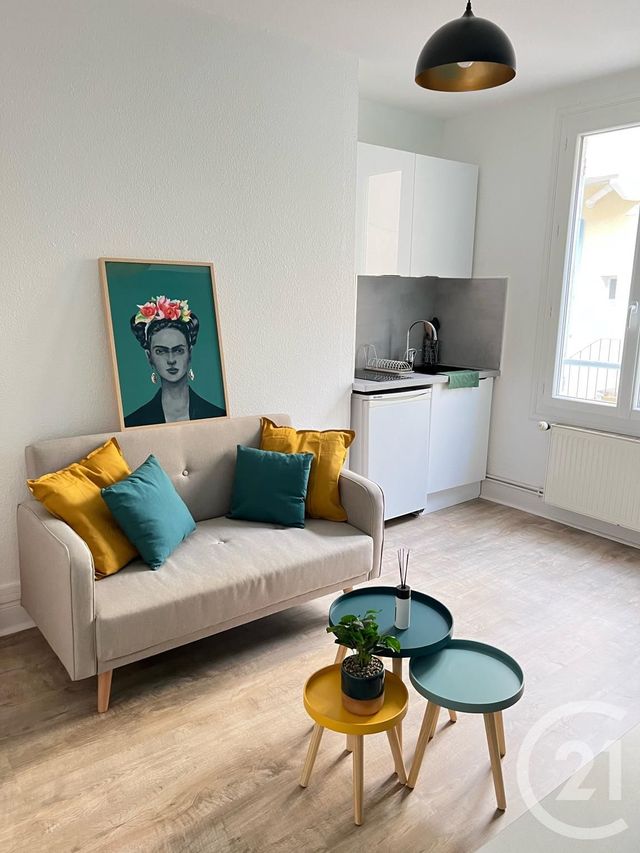Appartement F1 bis &agrave; louer - 2 pi&egrave;ces - 30 m2 - Montlucon - 03 - AUVERGNE