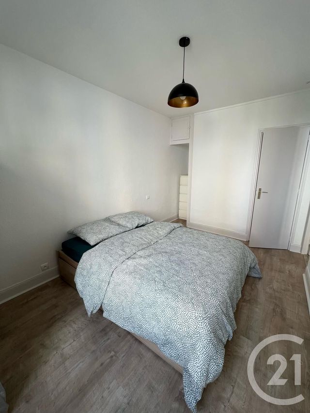 Appartement F1 bis &agrave; louer - 2 pi&egrave;ces - 30 m2 - Montlucon - 03 - AUVERGNE