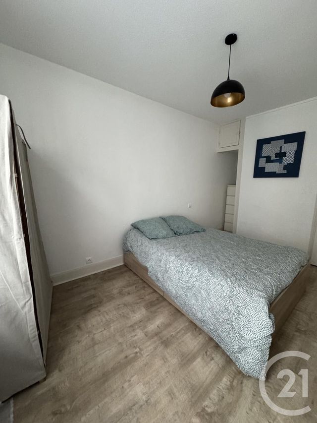 Appartement F1 bis &agrave; louer - 2 pi&egrave;ces - 30 m2 - Montlucon - 03 - AUVERGNE