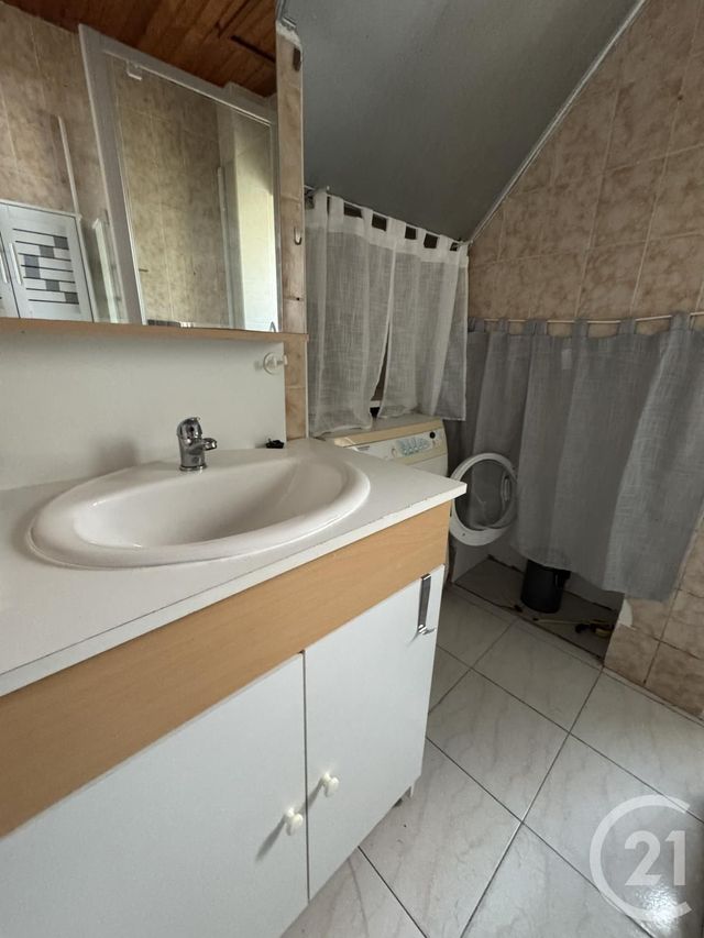 Maison &agrave; louer - 4 pi&egrave;ces - 82,52 m2 - Montlucon - 03 - AUVERGNE