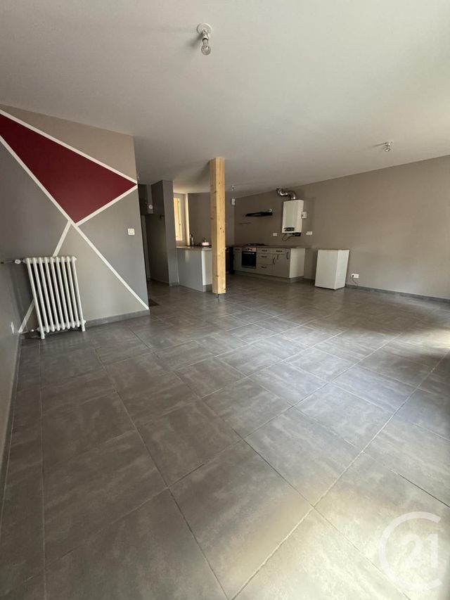 Maison &agrave; louer - 4 pi&egrave;ces - 82,52 m2 - Montlucon - 03 - AUVERGNE