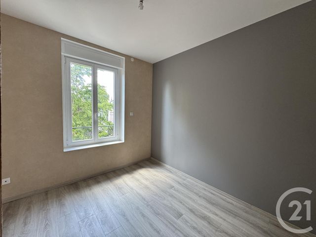 Maison &agrave; louer - 4 pi&egrave;ces - 82,52 m2 - Montlucon - 03 - AUVERGNE