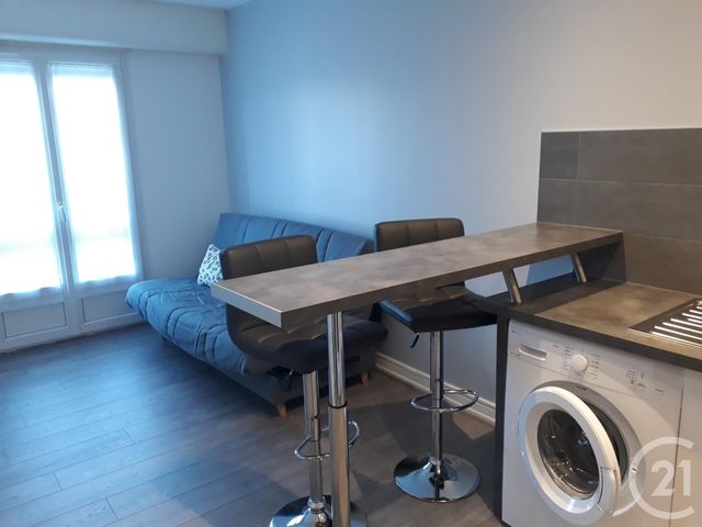 Appartement F2 &agrave; louer - 2 pi&egrave;ces - 29 m2 - Montlucon - 03 - AUVERGNE