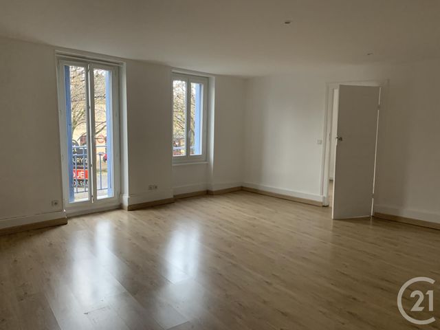 Appartement F1 &agrave; louer - 3 pi&egrave;ces - 65 m2 - Neris Les Bains - 03 - AUVERGNE