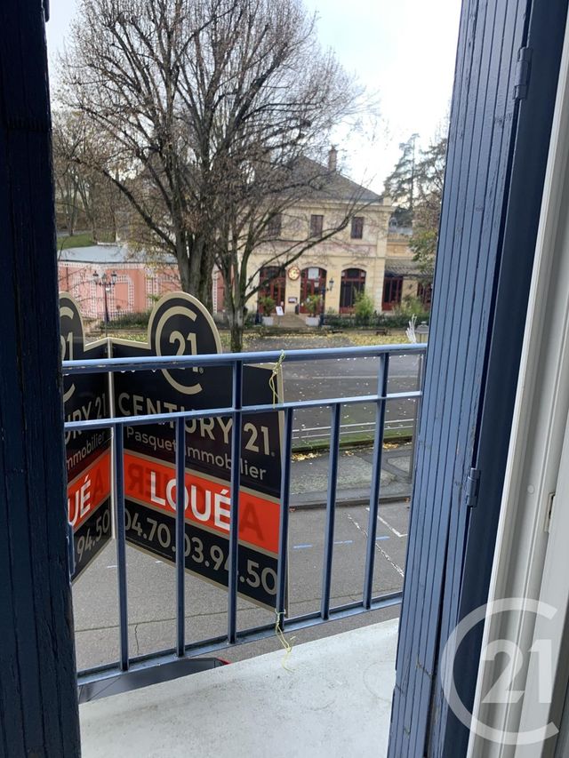 Appartement F1 &agrave; louer - 3 pi&egrave;ces - 65 m2 - Neris Les Bains - 03 - AUVERGNE