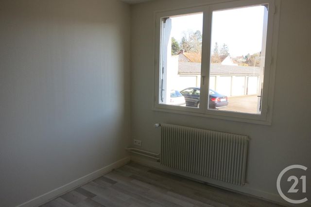 Appartement F2 &agrave; louer - 2 pi&egrave;ces - 52,38 m2 - Montlucon - 03 - AUVERGNE