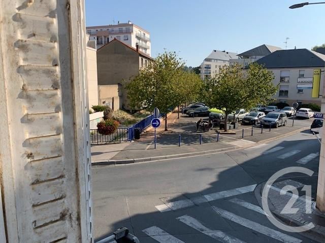 Appartement F3 &agrave; louer - 3 pi&egrave;ces - 60 m2 - Montlucon - 03 - AUVERGNE