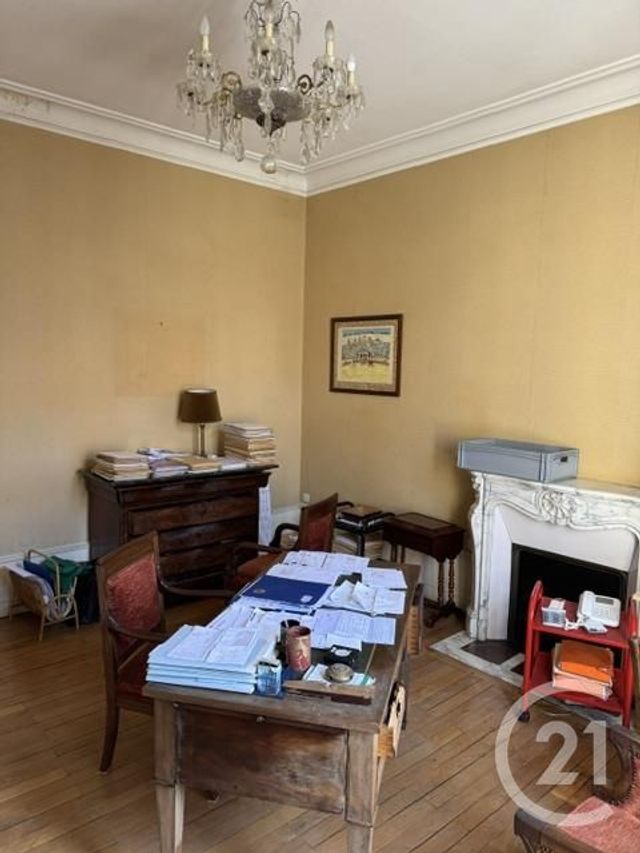 Maison &agrave; vendre - 7 pi&egrave;ces - 480 m2 - Montlucon - 03 - AUVERGNE