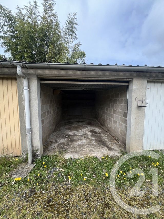 parking - MONTLUCON - 03