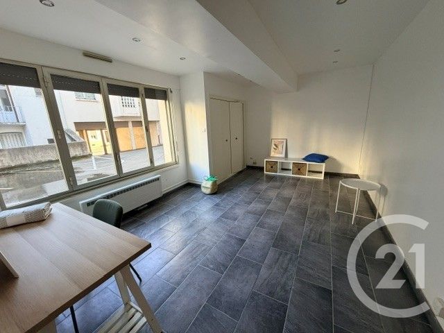 Appartement F1 &agrave; louer - 1 pi&egrave;ce - 35 m2 - Montlucon - 03 - AUVERGNE