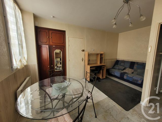 Appartement Studio &agrave; louer - 1 pi&egrave;ce - 17,50 m2 - Montlucon - 03 - AUVERGNE