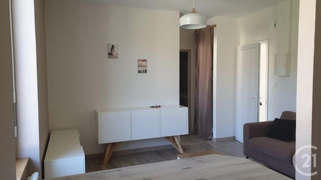 Appartement F2 &agrave; louer - 2 pi&egrave;ces - 31 m2 - Montlucon - 03 - AUVERGNE