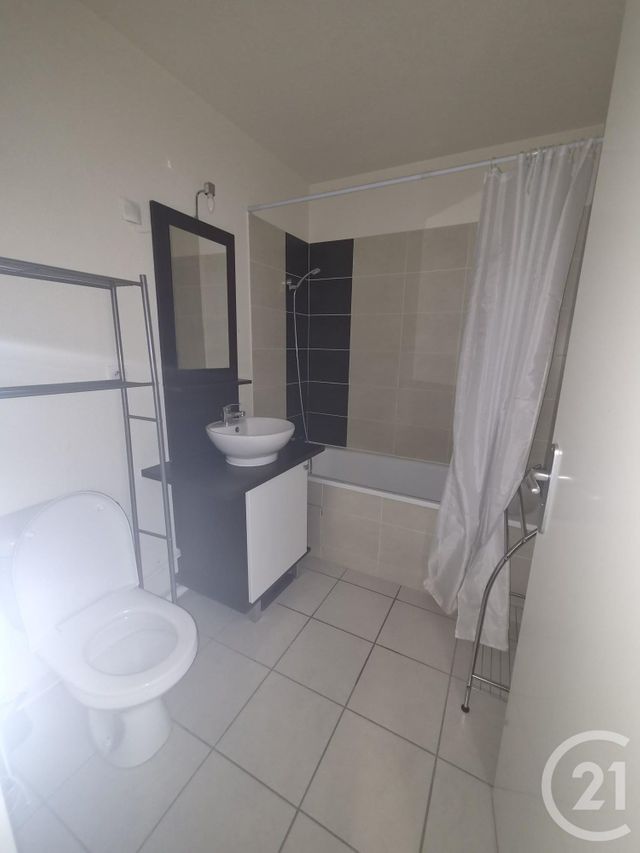 Appartement Studio &agrave; louer - 1 pi&egrave;ce - 28,49 m2 - Montlucon - 03 - AUVERGNE