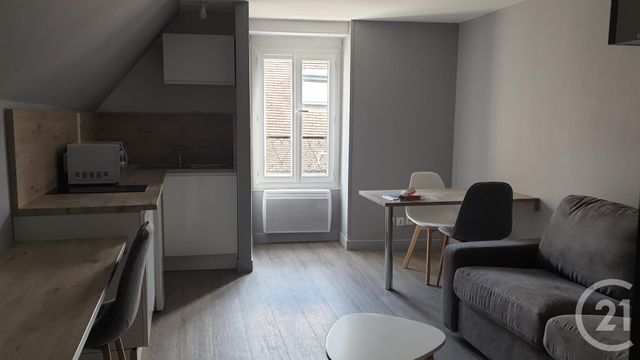 Appartement Studio à louer MONTLUCON