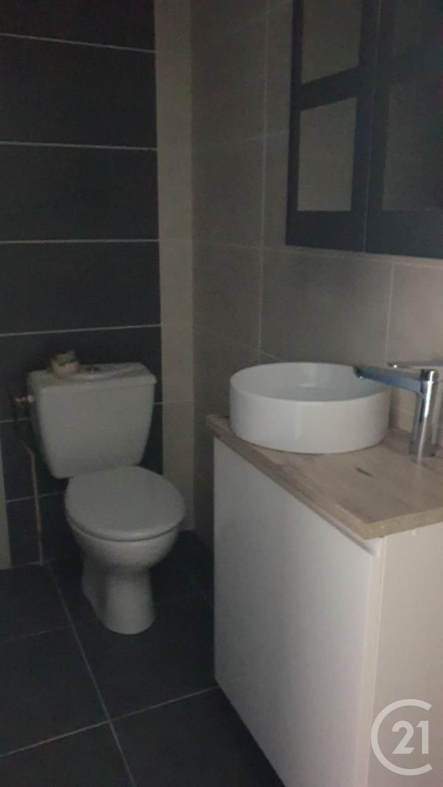 Appartement Studio &agrave; louer - 1 pi&egrave;ce - 22,50 m2 - Montlucon - 03 - AUVERGNE