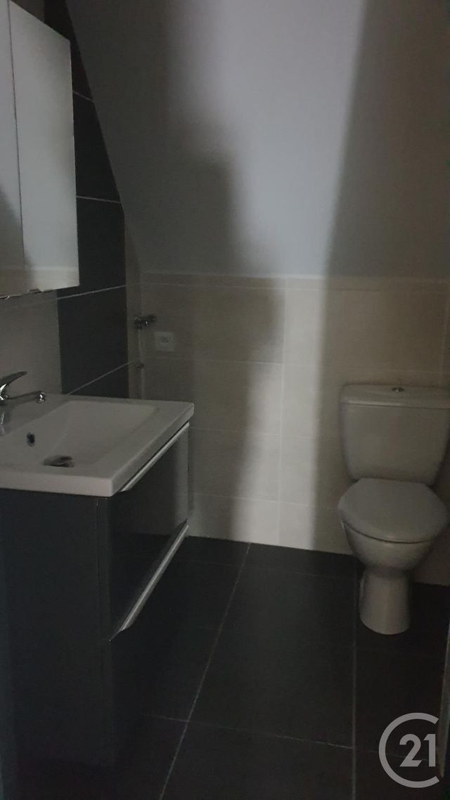 Appartement Studio &agrave; louer - 1 pi&egrave;ce - 22,35 m2 - Montlucon - 03 - AUVERGNE