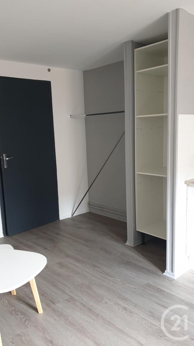 Appartement Studio &agrave; louer - 1 pi&egrave;ce - 22,35 m2 - Montlucon - 03 - AUVERGNE