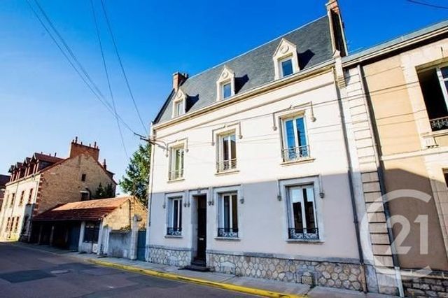 Maison &agrave; vendre - 7 pi&egrave;ces - 251 m2 - Montlucon - 03 - AUVERGNE