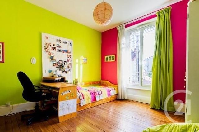 Maison &agrave; vendre - 7 pi&egrave;ces - 251 m2 - Montlucon - 03 - AUVERGNE