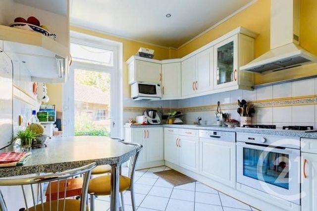 Maison &agrave; vendre - 7 pi&egrave;ces - 251 m2 - Montlucon - 03 - AUVERGNE