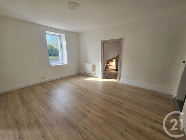 Maison &agrave; louer - 3 pi&egrave;ces - 80,80 m2 - St Angel - 03 - AUVERGNE
