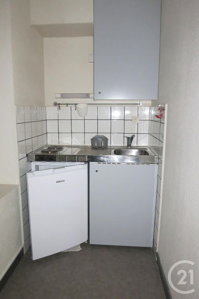 Appartement F1 &agrave; louer - 1 pi&egrave;ce - 26,60 m2 - Montlucon - 03 - AUVERGNE
