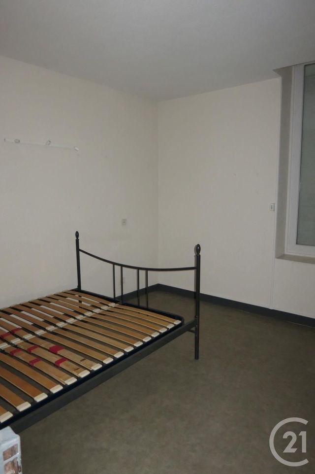Appartement F1 &agrave; louer - 1 pi&egrave;ce - 26,60 m2 - Montlucon - 03 - AUVERGNE