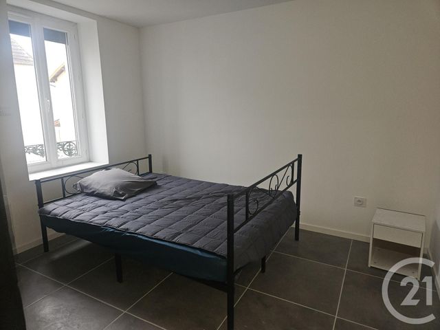 Appartement F1 &agrave; louer - 2 pi&egrave;ces - 31,60 m2 - Montlucon - 03 - AUVERGNE