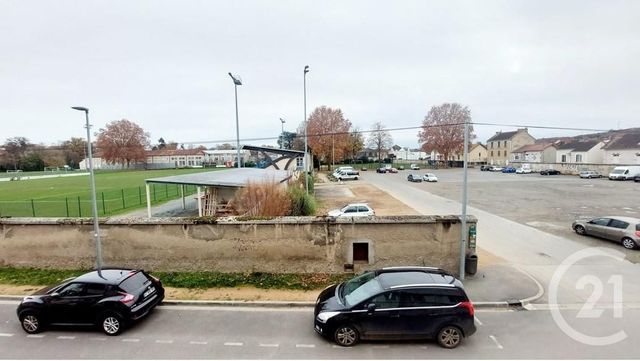 Appartement F3 &agrave; louer - 3 pi&egrave;ces - 59,03 m2 - Montlucon - 03 - AUVERGNE