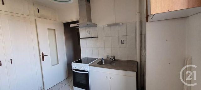 Appartement F3 &agrave; louer - 3 pi&egrave;ces - 59,03 m2 - Montlucon - 03 - AUVERGNE