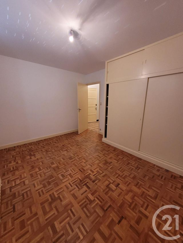 Appartement F4 &agrave; louer - 4 pi&egrave;ces - 78,50 m2 - Montlucon - 03 - AUVERGNE