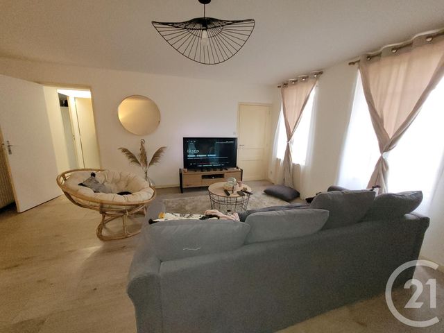 Maison &agrave; louer - 4 pi&egrave;ces - 91,16 m2 - Montvicq - 03 - AUVERGNE