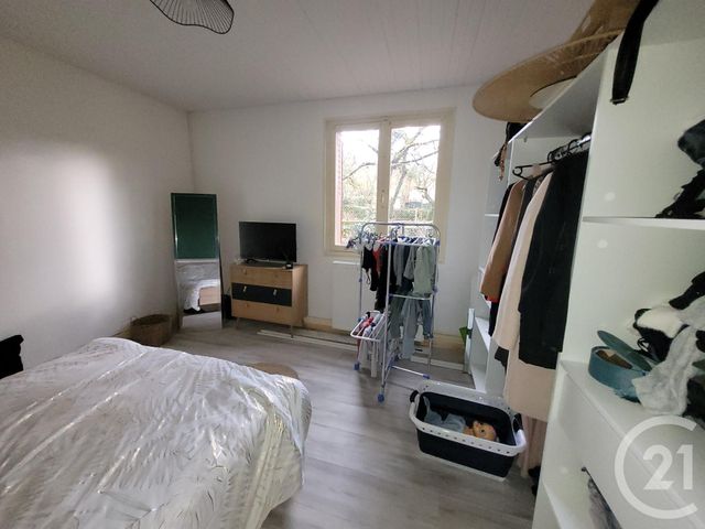 Maison &agrave; louer - 4 pi&egrave;ces - 91,16 m2 - Montvicq - 03 - AUVERGNE