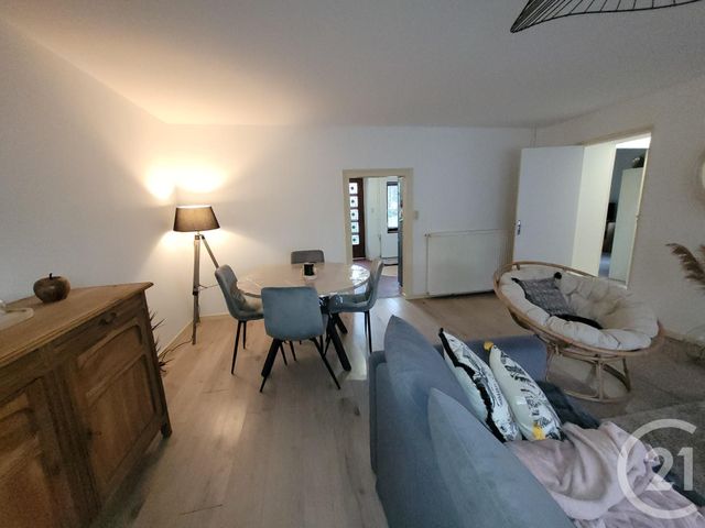 Maison &agrave; louer - 4 pi&egrave;ces - 91,16 m2 - Montvicq - 03 - AUVERGNE