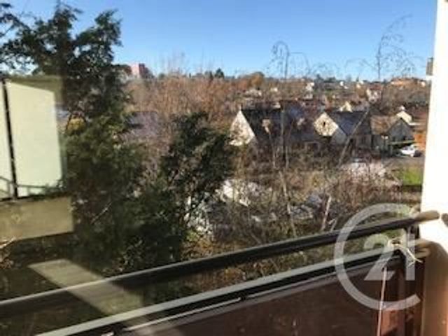 Appartement F3 &agrave; louer - 3 pi&egrave;ces - 76,01 m2 - Montlucon - 03 - AUVERGNE