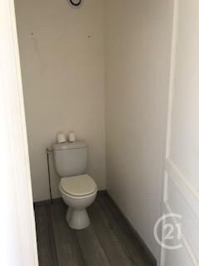 Appartement F3 &agrave; louer - 3 pi&egrave;ces - 76,01 m2 - Montlucon - 03 - AUVERGNE
