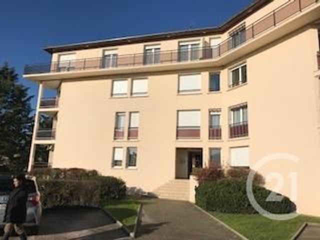 Appartement F3 &agrave; louer - 3 pi&egrave;ces - 76,01 m2 - Montlucon - 03 - AUVERGNE