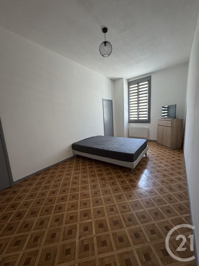 Appartement F1 bis &agrave; louer - 2 pi&egrave;ces - 42,80 m2 - Montlucon - 03 - AUVERGNE