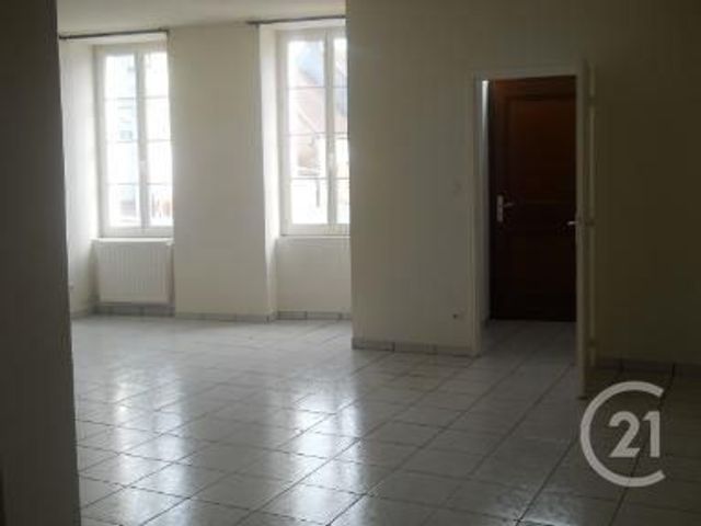 Appartement F3 &agrave; louer - 3 pi&egrave;ces - 65,68 m2 - Commentry - 03 - AUVERGNE