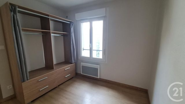 Appartement F3 &agrave; louer - 3 pi&egrave;ces - 46 m2 - Montlucon - 03 - AUVERGNE