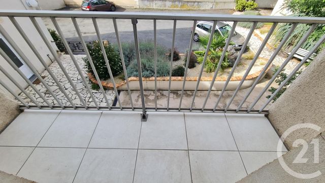 Appartement F3 &agrave; louer - 3 pi&egrave;ces - 46 m2 - Montlucon - 03 - AUVERGNE