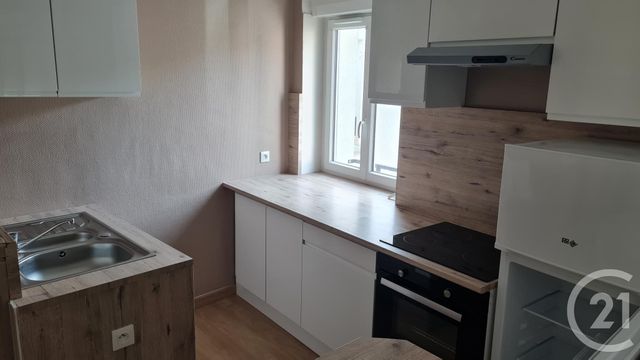 Appartement F3 &agrave; louer - 3 pi&egrave;ces - 46 m2 - Montlucon - 03 - AUVERGNE