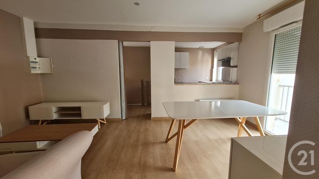 Appartement F3 &agrave; louer - 3 pi&egrave;ces - 46 m2 - Montlucon - 03 - AUVERGNE