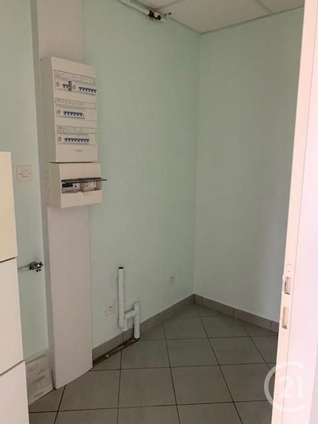 Appartement F4 &agrave; louer - 4 pi&egrave;ces - 90 m2 - Desertines - 03 - AUVERGNE